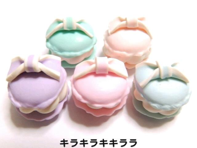 《New》デコ*ケーキ<樹脂粘土>クリームたっぷり★リボン付マカロン【5個セット】 < 香水/コスメ/ネイル  《New》デコ*ケーキ<樹脂粘土>クリームたっぷり★リボン付マカロン【5個セット】  < 香水/コスメ/ネイルの