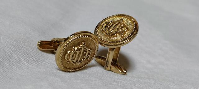 正規レア Dior オールドクラシック CDRロゴカフス イニシャルエンブレム リングカフリンクス Lラージ2cm ゴールドボタン < ブランド  正規レア Dior オールドクラシック CDRロゴカフス イニシャルエンブレム リングカフリンクス Lラージ2cm ゴールドボタン < ブランドの