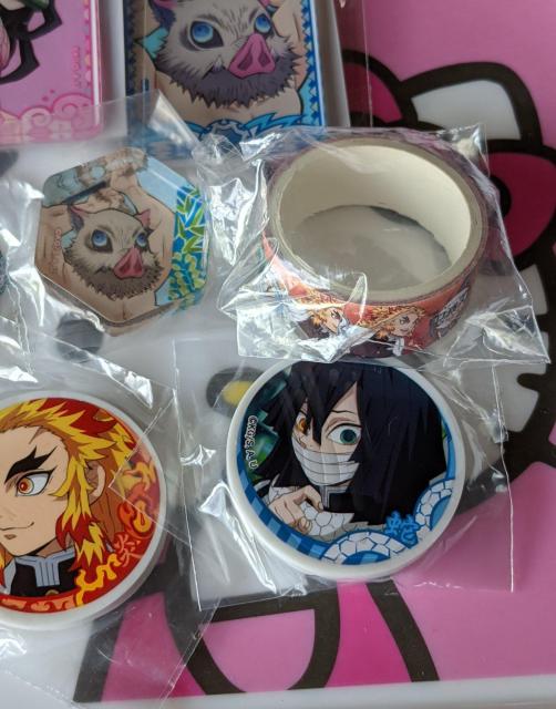 鬼滅の刃 消しゴム 箸置き キーホルダー 缶バッジ マステ 13個セット くら寿司 < アニメ/コミック/キャラクター 鬼滅の刃 消しゴム 箸置き キーホルダー 缶バッジ マステ 13個セット くら寿司 < アニメ/コミック/キャラクターの