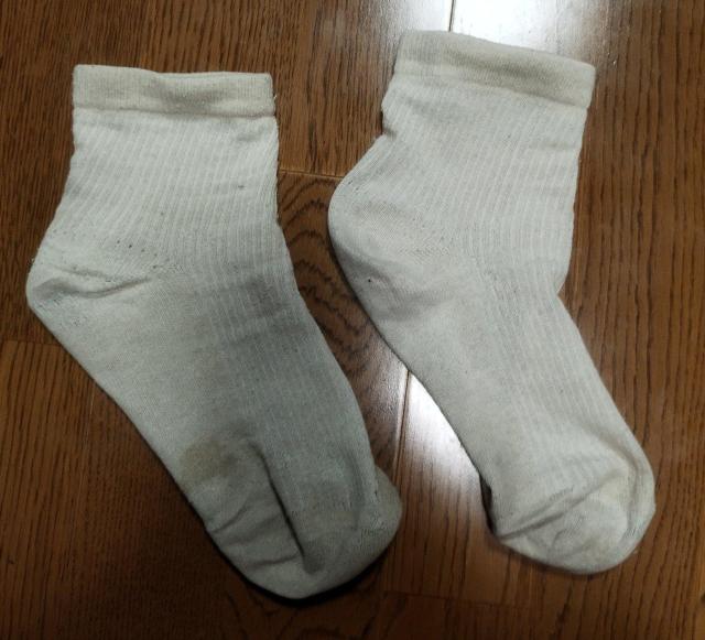 薄いベージュ リブ編みレディースソックス 使用感有り < 女性ファッション 薄いベージュ リブ編みレディースソックス 使用感有り < 女性ファッションの