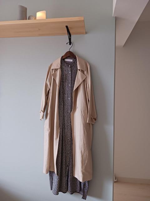 UNITED ARROWS/B&Y���艿�Q����u���E���x�[�W���̏H�R�[�g