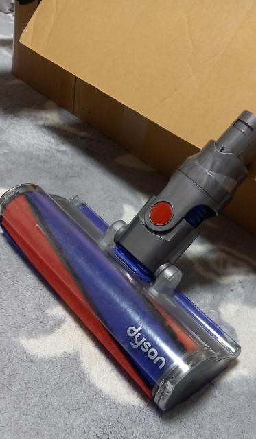 ダイソン dyson ソフトローラー クリーナーヘッド DC62 DC74 V6ジャンク < 家電/AV  ダイソン dyson ソフトローラー クリーナーヘッド DC62 DC74 V6ジャンク < 家電/AVの