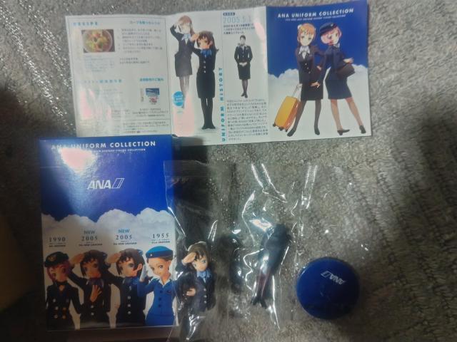 ANAユニフォームコレクション 9th '05 スカーフ青 < ホビー  ANAユニフォームコレクション 9th '05 スカーフ青  < ホビーの