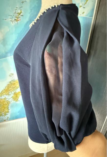 INGNI ネイビー ビーズ装飾 半袖トップス < ブランド INGNI ネイビー ビーズ装飾 半袖トップス < ブランドの