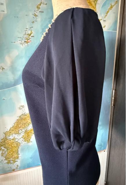 INGNI ネイビー ビーズ装飾 半袖トップス < ブランド INGNI ネイビー ビーズ装飾 半袖トップス < ブランドの