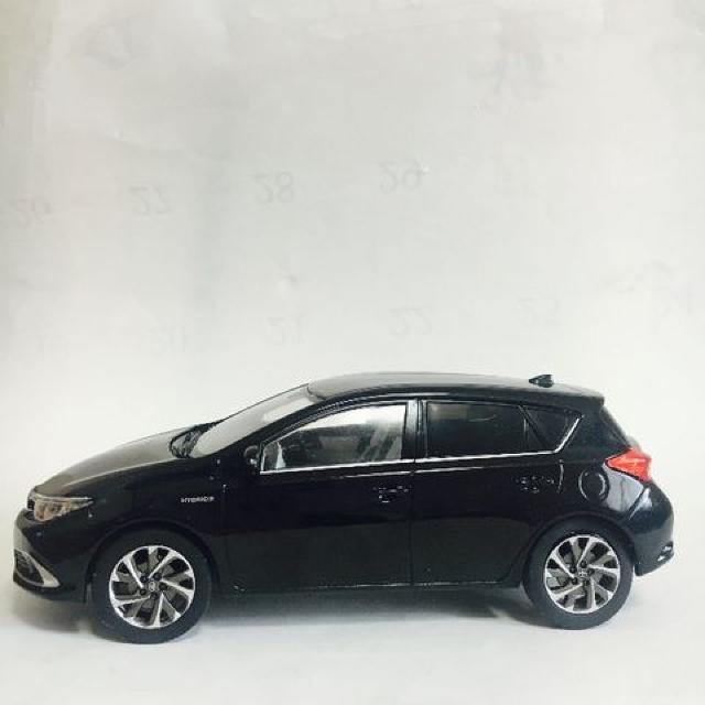 TOYOTA 新型(AURIS)ハイブリット BL 1/30 新品♪ディラー非売品送料込! < ホビー  TOYOTA 新型(AURIS)ハイブリット BL 1/30 新品♪ディラー非売品送料込! < ホビーの