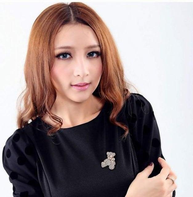 ネット最安値390円★キラキラリボンかわいいテディベアブローチ < 女性アクセサリー/時計  ネット最安値390円★キラキラリボンかわいいテディベアブローチ < 女性アクセサリー/時計の