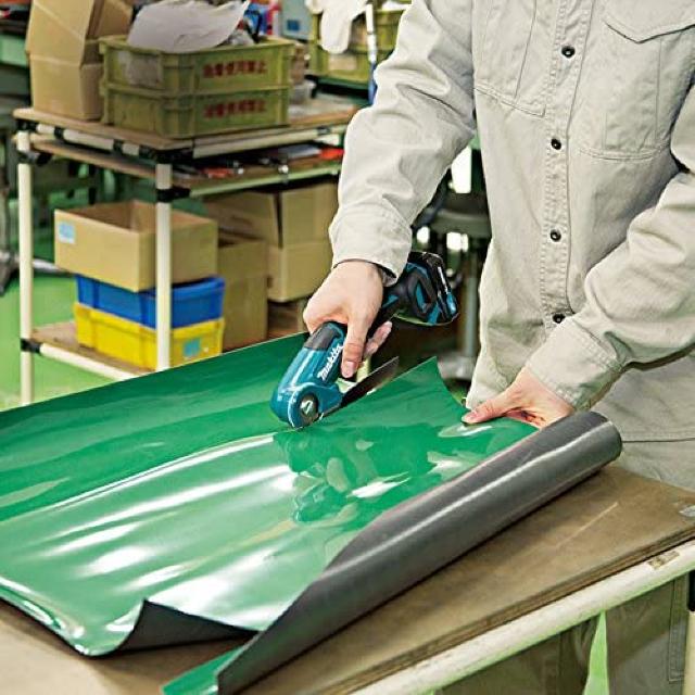 マキタ(Makita) 充電式マルチカッタ 10.8V 本体のみ CP100DZ < ペット/手芸/園芸  マキタ(Makita) 充電式マルチカッタ 10.8V 本体のみ CP100DZ < ペット/手芸/園芸の