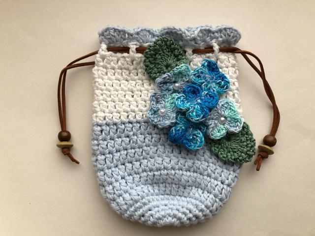 ハンドメイド ポーチ ブルーの紫陽花♪ コットン < 女性ファッション  ハンドメイド ポーチ ブルーの紫陽花♪ コットン < 女性ファッションの