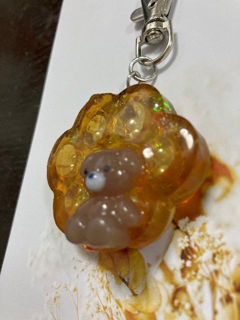 ハンドメイド レジン 肉球 シャカシャカ キーホルダー いぬ < 女性ファッション  ハンドメイド レジン 肉球 シャカシャカ キーホルダー いぬ < 女性ファッションの