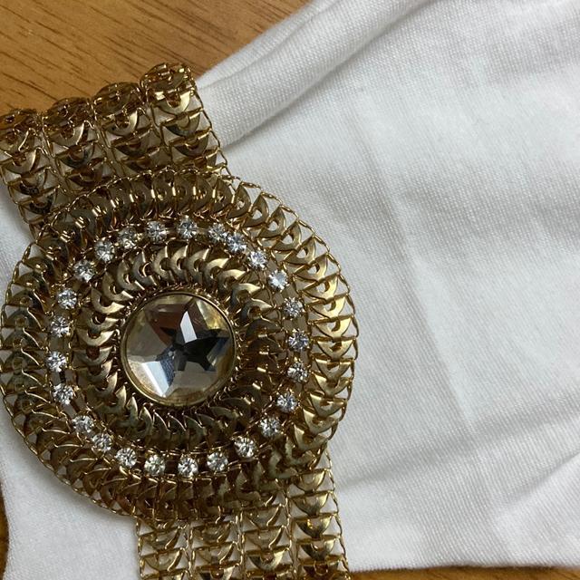 おしゃれブレスレット&指輪2点セット < 女性アクセサリー/時計 おしゃれブレスレット&指輪2点セット < 女性アクセサリー/時計の