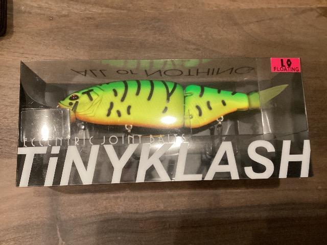 DRT  �^�C�j�[�N���b�V���@�V�i���g�p  �� ���W���[/�X�|�[�c�� 