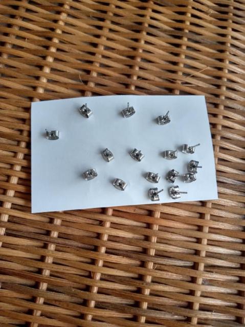 ☆お得☆ラインストーン マルチカラーお花 ピアス セット 7 < 女性アクセサリー/時計  ☆お得☆ラインストーン マルチカラーお花 ピアス セット 7 < 女性アクセサリー/時計の