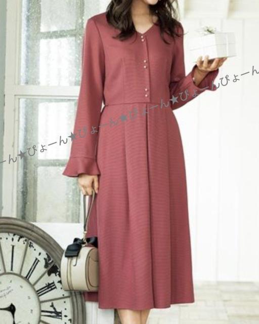 新品タグ8L★パール使いボタン★タックワンピ < 女性ファッション 新品タグ8L★パール使いボタン★タックワンピ < 女性ファッションの