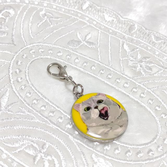 ハンドメイド☆ファスナーチャーム☆白猫ちゃん < 女性ファッション  ハンドメイド☆ファスナーチャーム☆白猫ちゃん  < 女性ファッションの