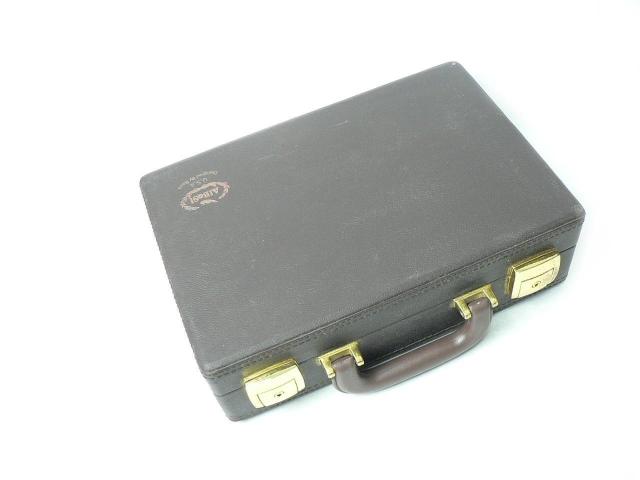 AiBoSi EBbNlbgpn[hP[X   zr[ 