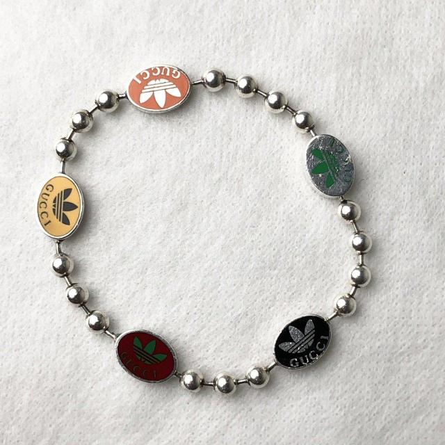 【レア】GUCCI グッチ ブレスレット アディダス コラボ スターリングシルバー SV925 Ag925 < ブランド 【レア】GUCCI グッチ ブレスレット アディダス コラボ スターリングシルバー SV925 Ag925 < ブランドの