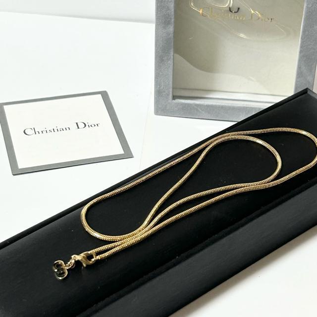 i ChristianDior fBI[ Be[W lbNX S[h  uh 