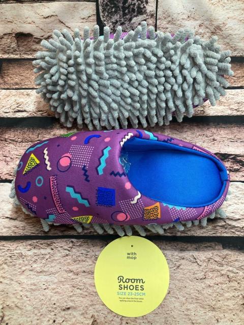 送料無料!可愛いファンシー柄!足裏モップ付きルームシューズB柄(画像から)1足 < インテリア/ライフ 送料無料!可愛いファンシー柄!足裏モップ付きルームシューズB柄(画像から)1足 < インテリア/ライフの