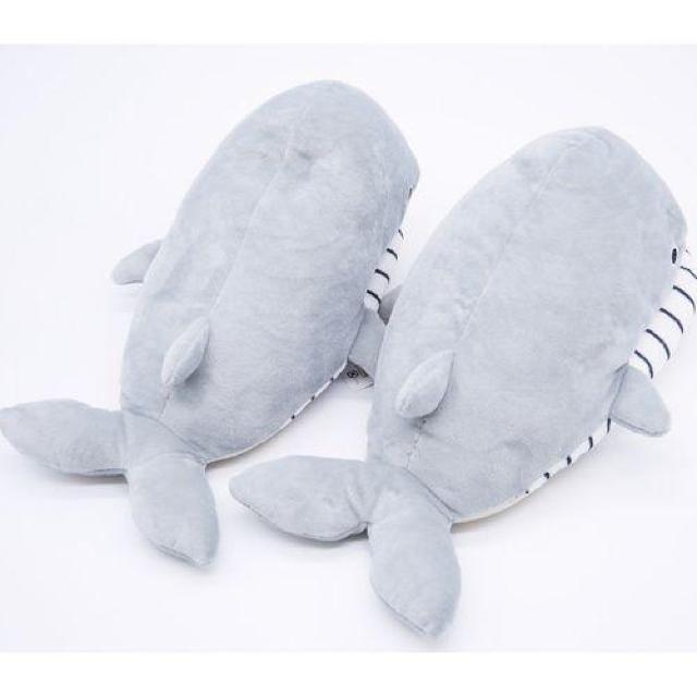 アニマルスリッパ ガブッとハグ くじら < インテリア/ライフ アニマルスリッパ ガブッとハグ くじら < インテリア/ライフの