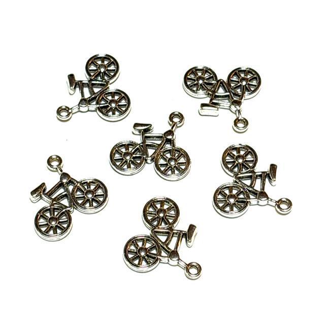 5060 銀色の自転車 6個 両面デザイン有り 金属パーツ アクセサリーチャーム ハンドメイド材料 < ペット/手芸/園芸 5060 銀色の自転車 6個 両面デザイン有り 金属パーツ アクセサリーチャーム ハンドメイド材料 < ペット/手芸/園芸の