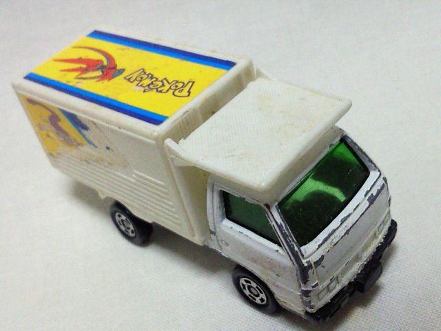 絶版トミカ32 エルフ機内食運搬車 ピカチュウ ジャンボs < ホビー 絶版トミカ32 エルフ機内食運搬車 ピカチュウ ジャンボs < ホビーの