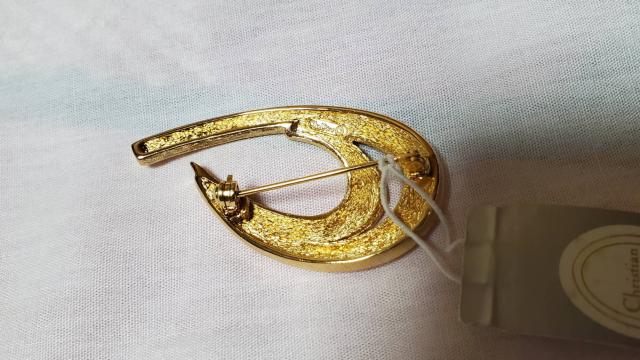 正規レア Dior クラシック クレセントムーン ブローチ ゴールド 三日月 アンティーク シャイニーゴールド ナイトアート < ブランド  正規レア Dior クラシック クレセントムーン ブローチ ゴールド 三日月 アンティーク シャイニーゴールド ナイトアート < ブランドの