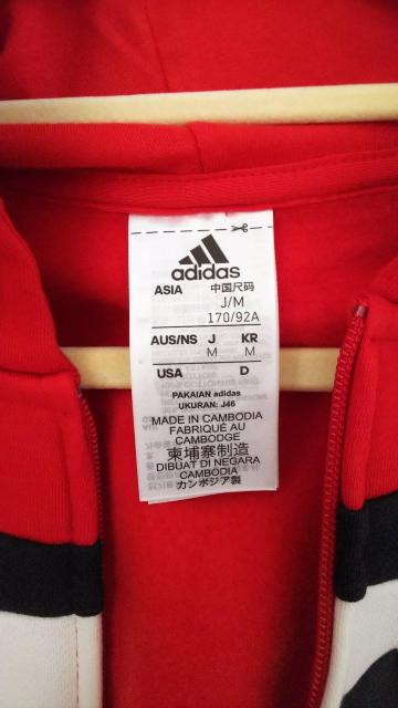 新品:adidasパーカーM < ブランド 新品:adidasパーカーM < ブランドの