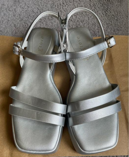 ���i�@grove �O���[�u�@���f�B�[�X�@�����@�X�g���b�v�T���_���@�S���d�l�@�V���o�[�@L�T�C�Y�@24�`24.5 ����@1��̂ݒ��p 