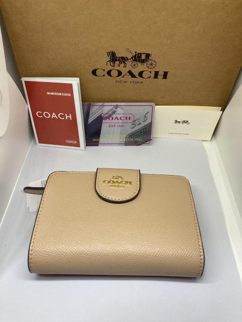 COACH コーチ C6390 二つ折り財布 クロスグレイン ミディアム コーナージップ ウォレット トープ < ブランド  COACH コーチ C6390 二つ折り財布 クロスグレイン ミディアム コーナージップ ウォレット トープ  < ブランドの