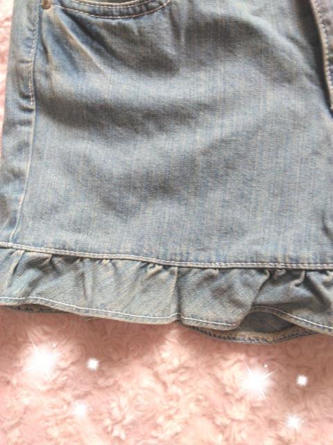 n,*裾フリルデニムショートパンツ < 女性ファッション  n,*裾フリルデニムショートパンツ < 女性ファッションの