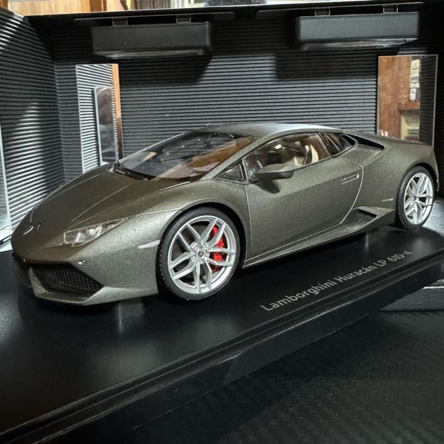 未展示品 オートアート 1/18 ランボルギーニウラカンLP610-4 < ホビー  未展示品 オートアート 1/18 ランボルギーニウラカンLP610-4 < ホビーの