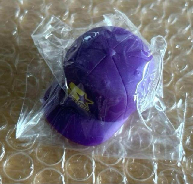 STARTER キャップ パープル ボトルキャップ スターター 非売品 ノベルティ 帽子型 < ホビー  STARTER キャップ パープル ボトルキャップ スターター 非売品 ノベルティ 帽子型  < ホビーの