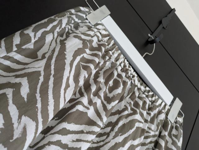 AEB[GtOXJ[gߗށOfBuA180`