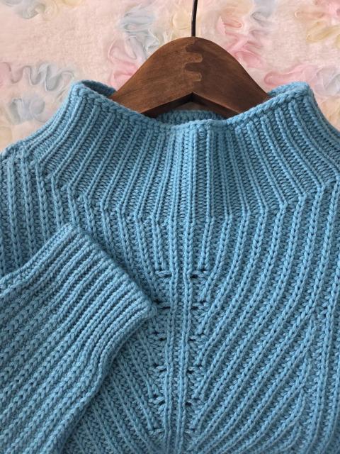 h.bisニット★定価3万♪スカイブルーの日本製ニット♪ < ブランド h.bisニット★定価3万♪スカイブルーの日本製ニット♪ < ブランドの