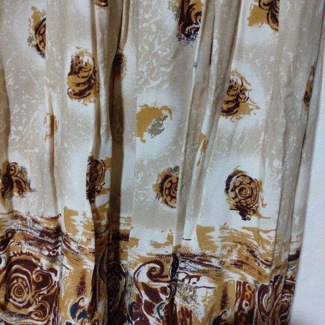 ALPHASTEP ブラウン柄スカート < 女性ファッション ALPHASTEP ブラウン柄スカート < 女性ファッションの