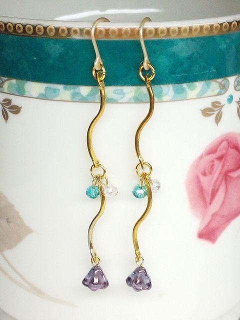 ウェーブパープルお花雫エメラルドクリスタルスワロ樹脂フック☆ < 女性アクセサリー/時計  ウェーブパープルお花雫エメラルドクリスタルスワロ樹脂フック☆ < 女性アクセサリー/時計の