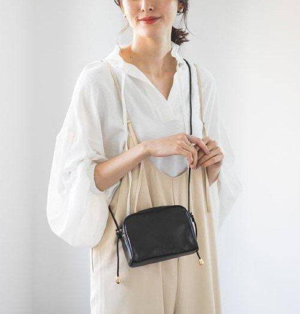 LEPSIM/�u���E�X�������Ղ�M���U�[�̃A�C�{���[�u���E�X