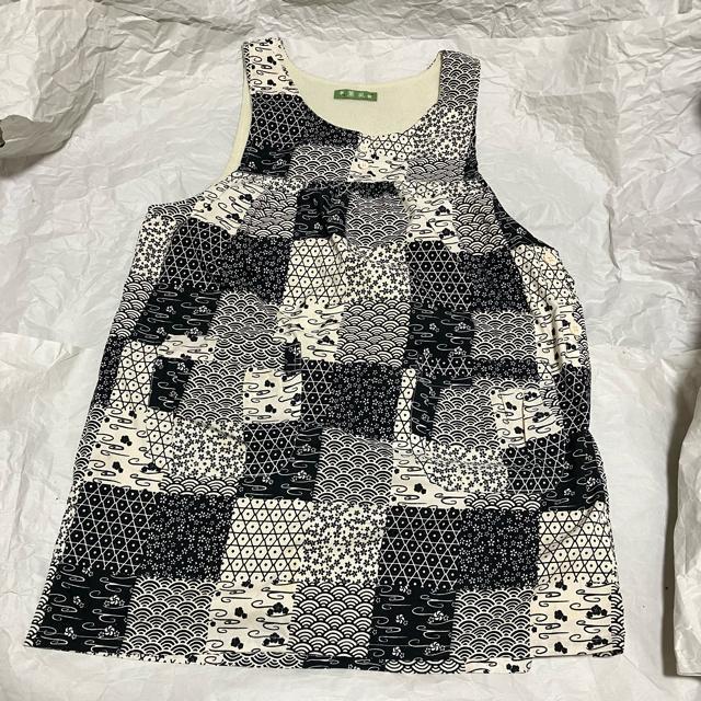 【薫風 / くんぷう】 インド製 和柄 裏フリース あったかベスト ジレ M〜L < 女性ファッション 【薫風 / くんぷう】 インド製 和柄 裏フリース あったかベスト ジレ M〜L < 女性ファッションの