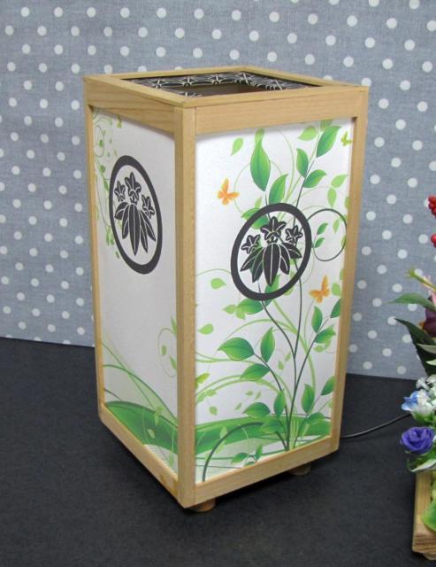 ★家紋の宿り木=「丸に笹竜胆」(家紋変更可)/至福の明り・温もりのひととき/LED・檜枠造・フイルム加工・軽量/ < 家電/AV  ★家紋の宿り木=「丸に笹竜胆」(家紋変更可)/至福の明り・温もりのひととき/LED・檜枠造・フイルム加工・軽量/ < 家電/AVの