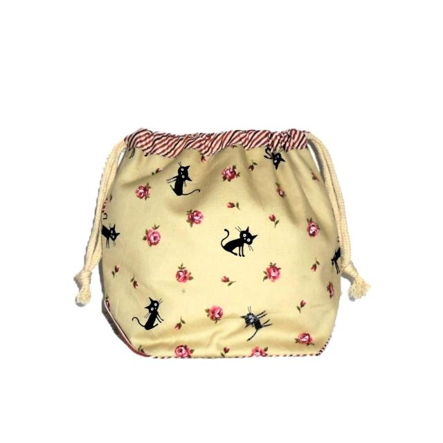 【底マチ幅が広い巾着】◆Coco Land×黒猫・薔薇×赤スト地◆裏地あり巾着 < 女性ファッション 【底マチ幅が広い巾着】◆Coco Land×黒猫・薔薇×赤スト地◆裏地あり巾着 < 女性ファッションの