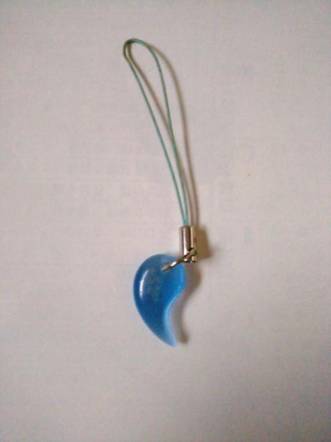 未使用品 携帯ストラップ 勾玉 ブルー色 < 家電/AV 未使用品 携帯ストラップ 勾玉 ブルー色 < 家電/AVの