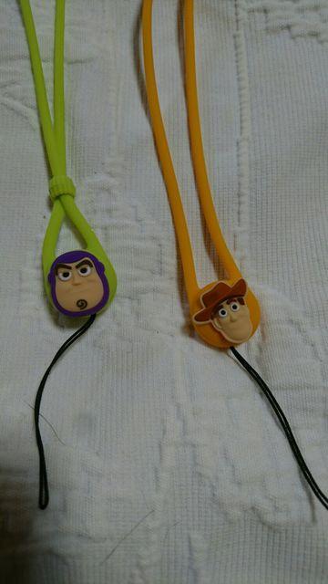 ディズニー ウッディー&バズ ネック ストラップ < おもちゃ  ディズニー ウッディー&バズ ネック ストラップ < おもちゃの