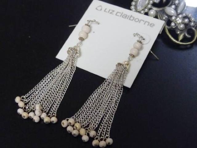 ViLIZ claiborne AeB[N`F[^bZsAX   ANZT[/v 