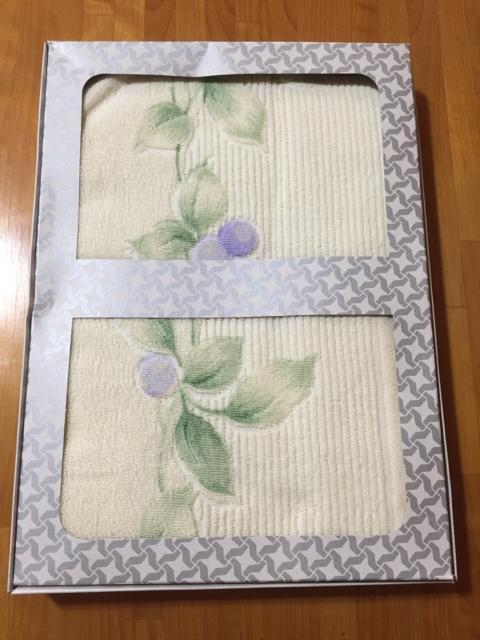 245.新品☆木の実柄バスタオル < インテリア/ライフ  245.新品☆木の実柄バスタオル  < インテリア/ライフの