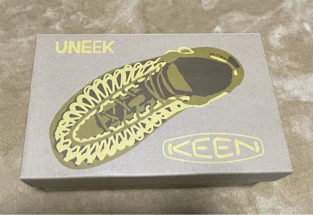 i@KEEN UNEEK SLIDE 1017221 SUNFLOWER US11 j[NXCh@Y@J[@RC  W[/X|[c 