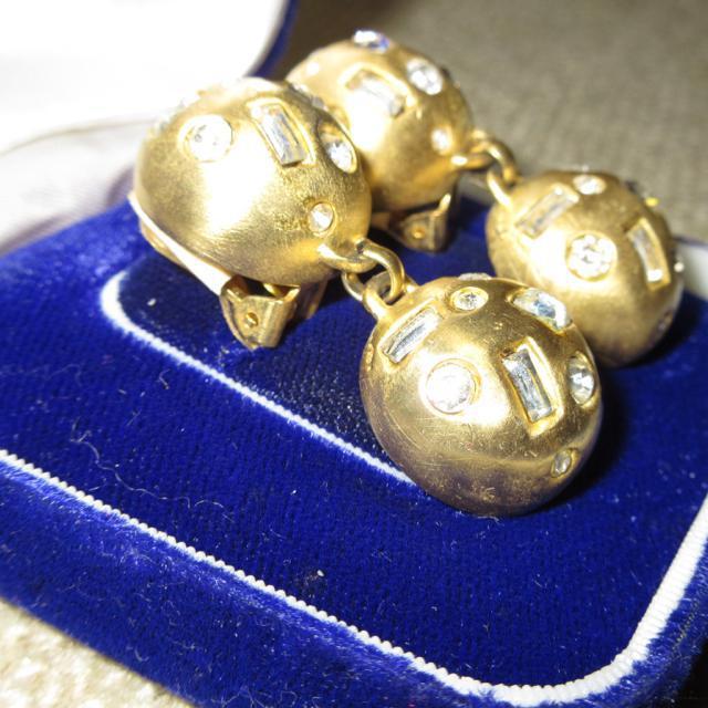 ゴージャス*ラインストーンビジュー*イヤリング(ゴールド系) < 女性アクセサリー/時計 ゴージャス*ラインストーンビジュー*イヤリング(ゴールド系) < 女性アクセサリー/時計の