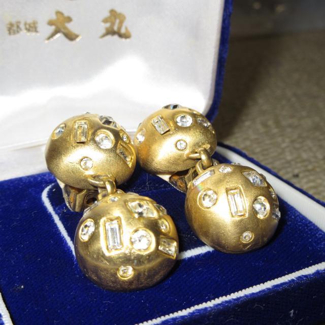 ゴージャス*ラインストーンビジュー*イヤリング(ゴールド系) < 女性アクセサリー/時計 ゴージャス*ラインストーンビジュー*イヤリング(ゴールド系) < 女性アクセサリー/時計の