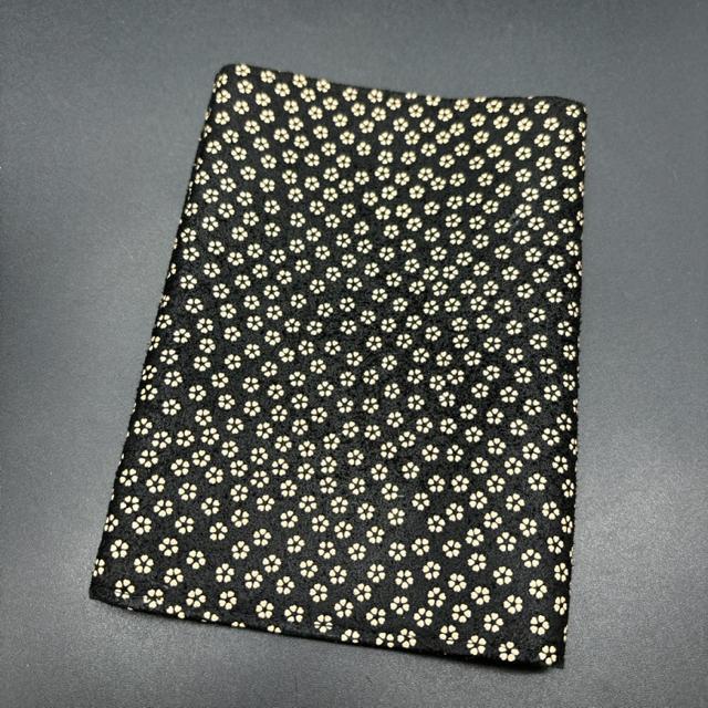 即決 印傳屋 印伝 INDEN-YA ブックカバー < 女性ファッション  即決 印傳屋 印伝 INDEN-YA ブックカバー < 女性ファッションの