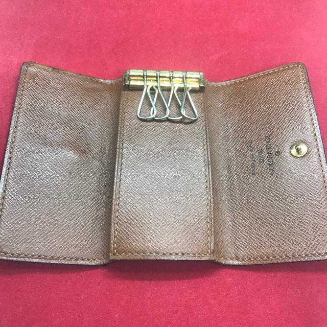 良品 正規品 ルイヴィトン モノグラム ミュルティクレ 4連 キーケース M62631 < ブランド  良品 正規品 ルイヴィトン モノグラム ミュルティクレ 4連 キーケース M62631 < ブランドの